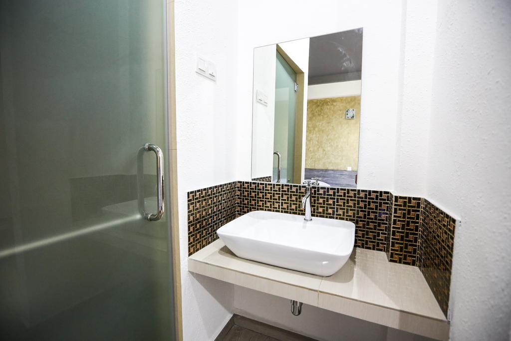 New Dawn Hotel Pontian Sdn Bhd Pontian Kecil Luaran gambar